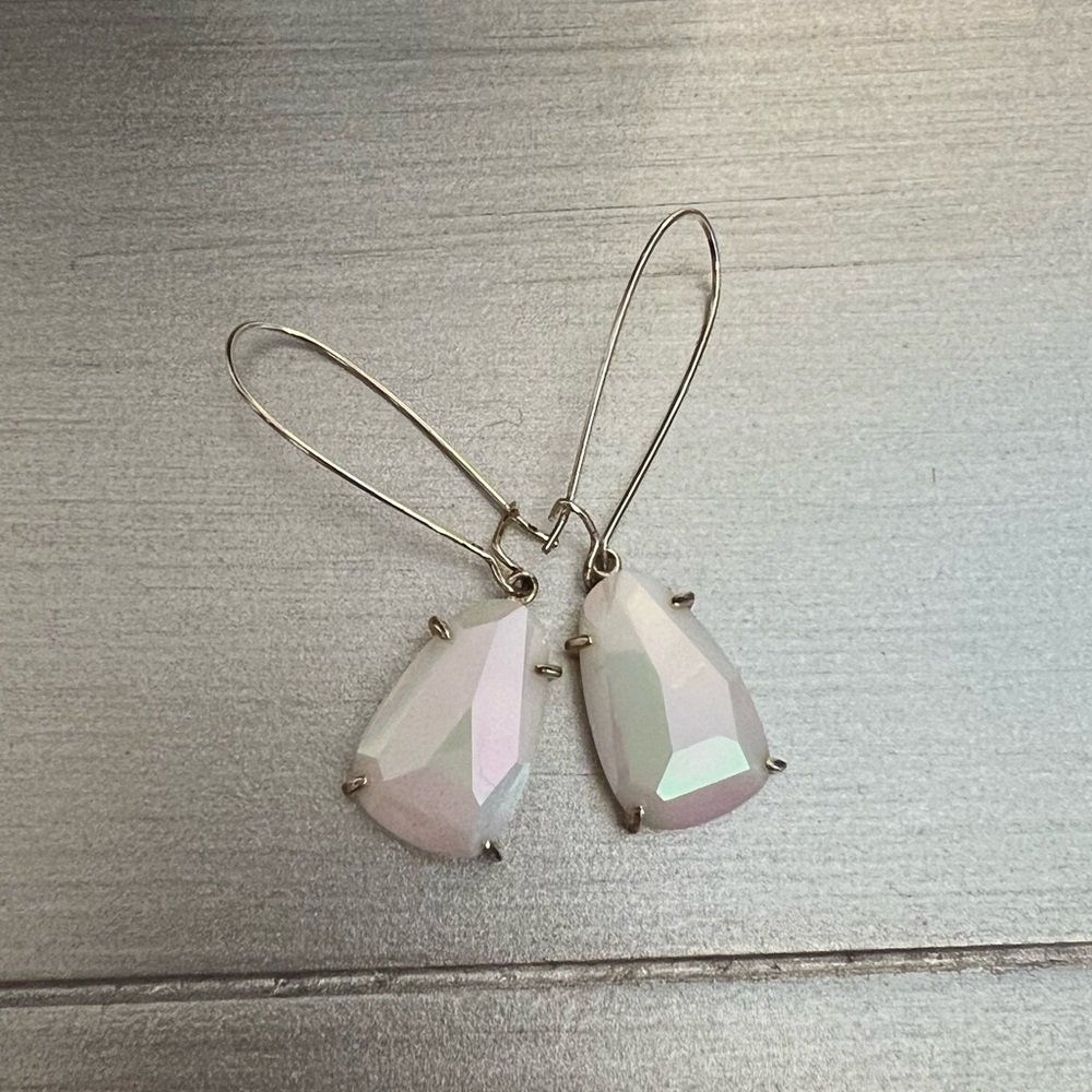 Kendra Scott Nancy Drop Earrings- white iridescent